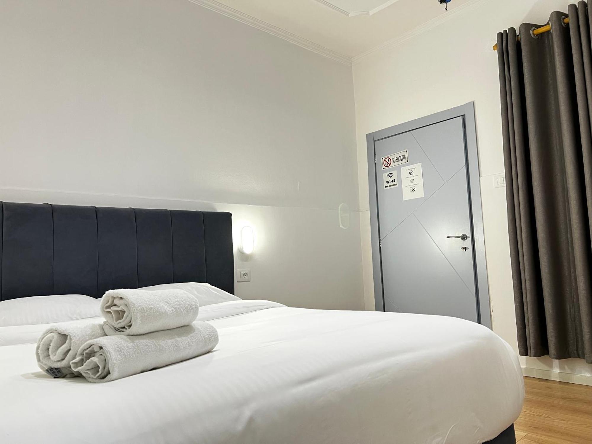 Tirana Square Hotel Eksteriør bilde